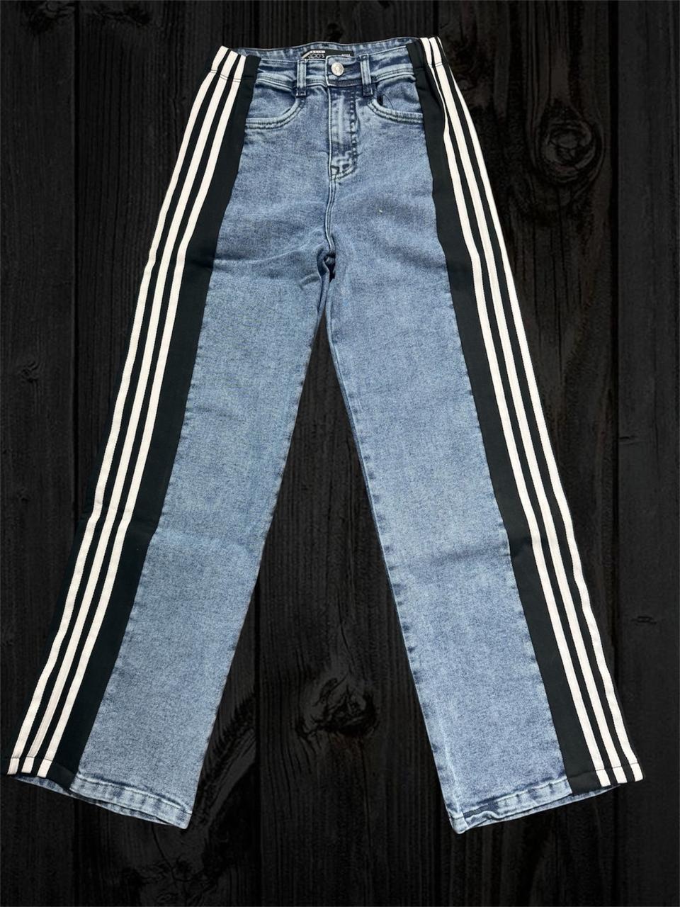Jean Adidas — Jeans
